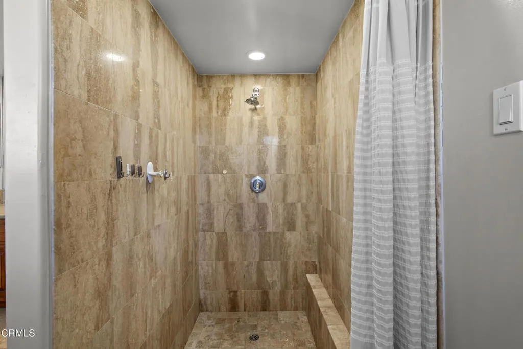 590 Alosta Drive, Camarillo, California 93010 home-pic-36